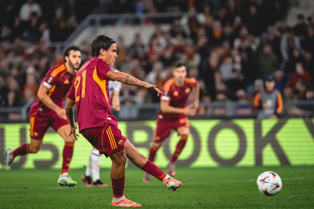 Hasill Liga Europa : AS Roma Kalah di Kandang Sendiri