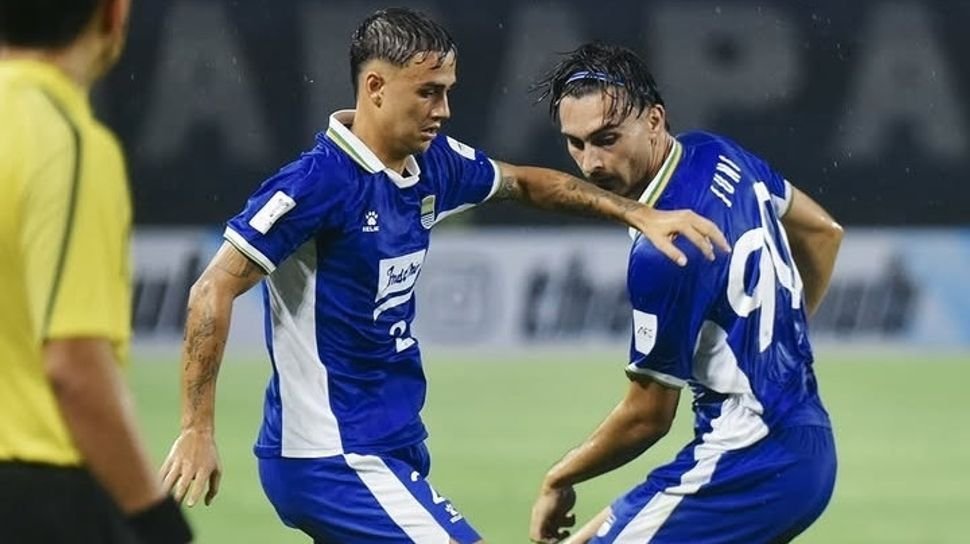 Kemenangan atas Selangor FC Bawa Persib Jadi Juara Grup