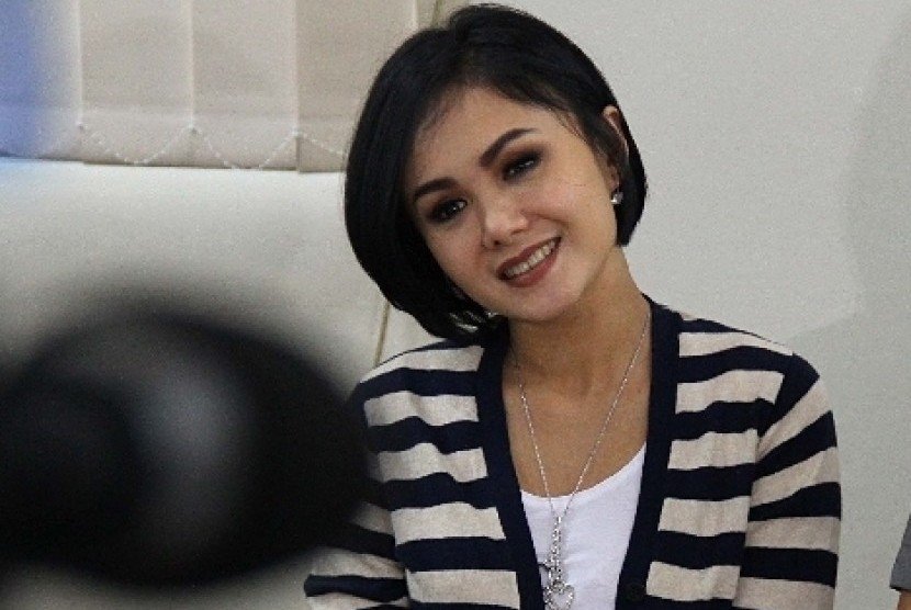 Yuni Shara Tampil Sederhana Saat Belanja di Pasar Yogyakarta, Tuai Perhatian Warganet